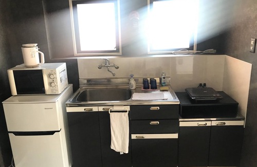 Usami Apartamento | 3A ccommodates up to 5 people right in front of usami Station Easy access within 1minute walk JR / Ito Shizuoka