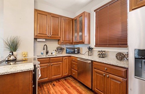 Columbus Casa | 3B 2B En-suite | MUW 0.1 Mile | Columbus AFB | Downtown Columbus | Art District