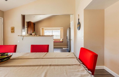 Glendale Casa | 3b w/ Pool Near Stadium & Entertainment