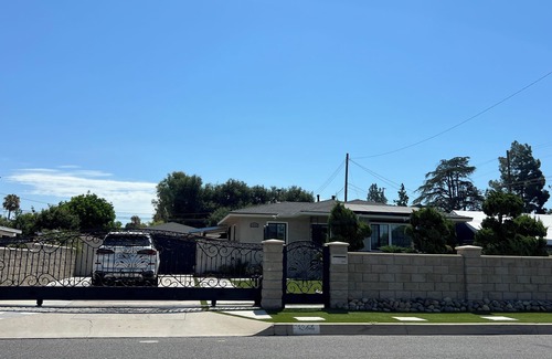 Glendora Casa | 3B2B House Huge Yard Nice Pool BBQ Grill Fire Pit Beautiful View