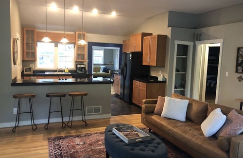 Golden Casa | 3BD/2BA Downtown Golden home close to hiking, biking, breweries & restaurants