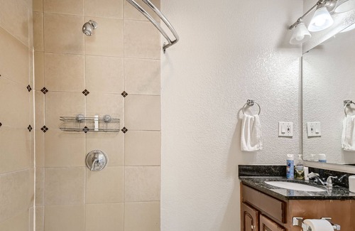 Thornton Casa | 3bd Home across from park/baseball field/skate park with firepit