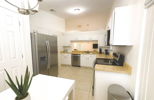 Indian Wells Casa | 3129BP - Lakeview House with Pool DISNEY