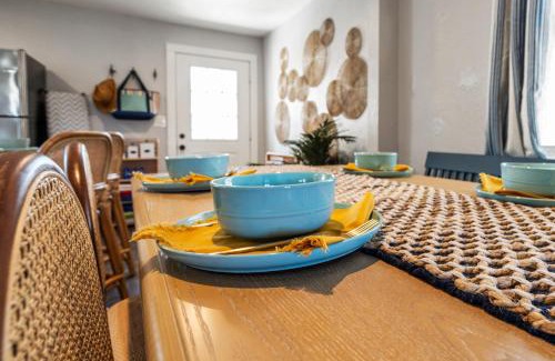 Galveston Casa | 3BD Retreat - Firepit & Games - Near Beach