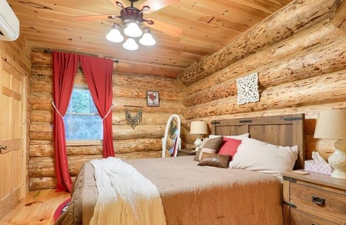 Huntingdon Cabina | 3bd Secluded Cabin 20 min to Raystown Lake