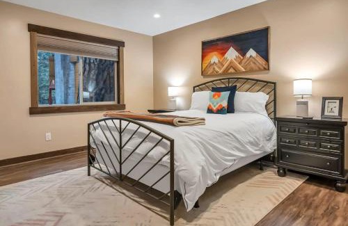 Kings Beach Casa | 3BD with Hot Tub Two Minutes from King Beach