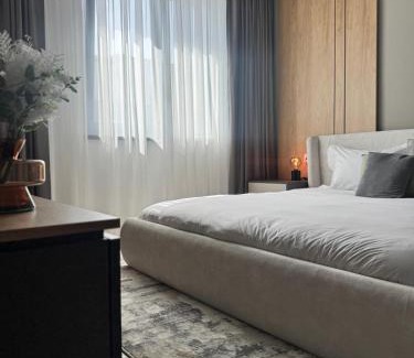 Ramnicu Valcea Apartamento | 3BDR Luxury Apartment on Dem Radulescu Blvd
