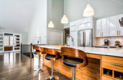 Lac Superieur Village Chalet De Esquí | 3BDRM Zen Private Chalet - Spa/Firepit/Ski, 3BDRM Zen Tremblant Chalet - Ski/Hike/Swim