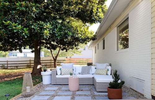 Cornelius Casa | 3Bed/2Bath home with new interior design, & backyard Oasis. Minutes to the lake!
