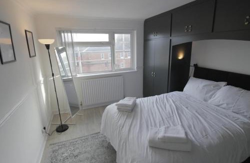 Leamington Spa Apartamento | 3Bed Central Flat - free parking