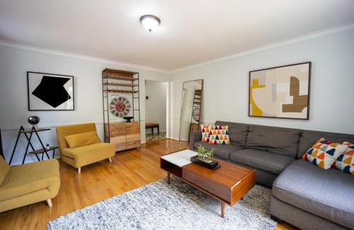 Southeast Yonkers Apartamento | 3bedroom APT with balcony & free street parking