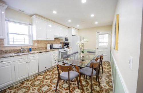 Southeast Yonkers Apartamento | 3bedroom APT with balcony & free street parking