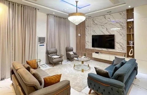 Ajah Apartamento | 3bedroom fully furnished duplex, Thomas Estate, Ajah.