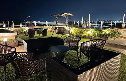Santacruz West Apartamento | 3BHK Apartment Santacruz Mumbai 802