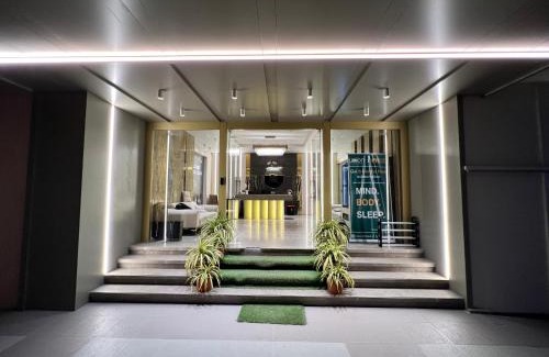 Santacruz West Apartamento | 3BHK Apartment Santacruz Mumbai 802