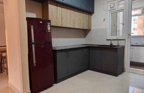 Agara Apartamento | 3BHK- View of Pool, Lake, Sunset With Maid on 6th floor only for Families