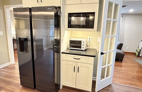 Schenectady Casa | 3Br, 1.5Ba Full Kitchen Central AC, Heat BBQ Firepit Spacious Equiped Generator+