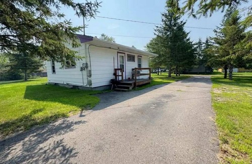 Cass Lake Casa | 3BR/2B charming Cass Lake home with a long paved driveway with outside outlet!!!