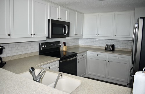 Briarcliffe Acres Condominio | 3BR / 2BA South Tower - Southern View - Recién redecorado - Beach Locker!