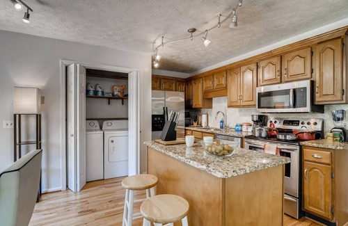 Franklin Casa | 3BR/2BATH Gorgeous Country Near Nashville! (F1)
