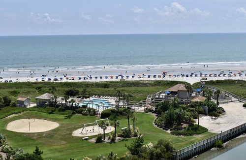 Briarcliffe Acres Condominio | 3BR / 3BA Ocean View-11th Floor-Corner Unit-New Kitchen, Bev. Más fresco, pisos nuevos!
