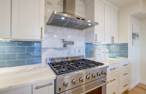 South San Francisco Casa | 3BR/3BA Home with panoramic view