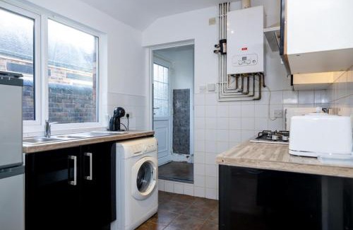 Stoke-on-Trent Casa | 3br-7guests-freeparking-pets-towncentre