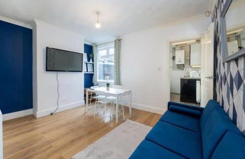 Stoke-on-Trent Casa | 3br-7guests-freeparking-pets-towncentre