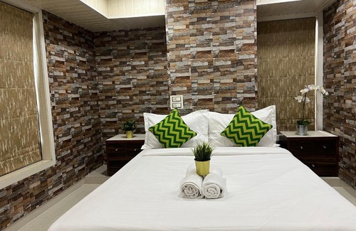Parel Apartamento | 3BR Aparment in Parel by Flora Stays