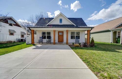 Mount Holly Casa | 3BR Cozy Mt. Holly River Retreat USNWC Fire Pit