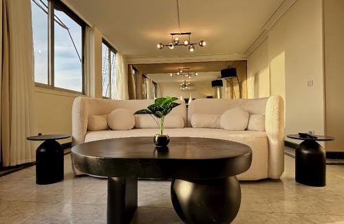 Zamalek Apartamento | 3BR Exclusive Bliss Zamalek Island