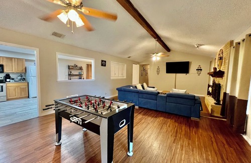 North San Antonio - SAT Casa | 3BR Furnished Retreat w/ Yard, BBQ & Fast Wi-Fi – San Antonio