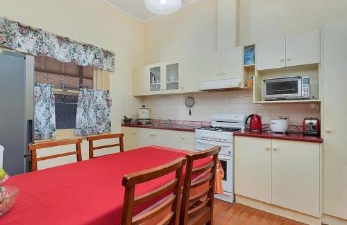 Joslin Casa | 3BR Guest House near Adelaide CBD Joslin 5070