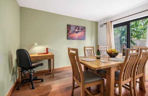 New Malden Apartamento | 3BR Home Garden & Free Parking - New Malden