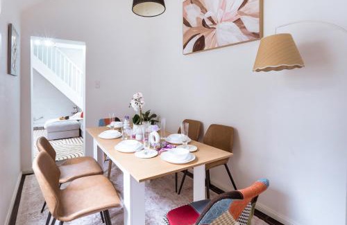 Redfern Casa | 3BR Home Prime Location Redfern