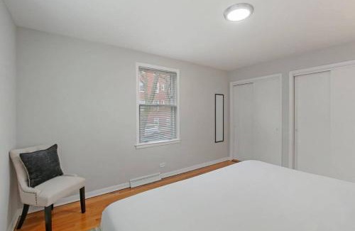 Rogers Park Apartamento | 3BR Homey & Spacious Apt - Paulina 1S