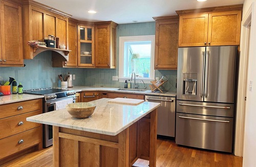 Joelton Casa | 3BR house on acreage just outside of Nashville with gym, hot tub, and fireplace