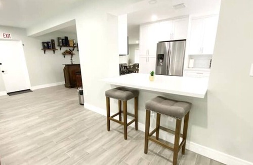Driftwood Casa | 3br house with pool, golf ,game-room close to the Hard Rock and beach