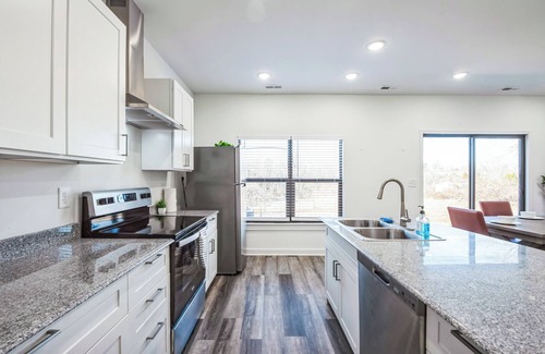Ponderosa - Wingate Casa | 3BR in Charlotte, 10 Min to Panthers Stadium Pet-Friendly