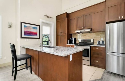 Hope Apartamento | 3BR Lakeside Dream Penthouse