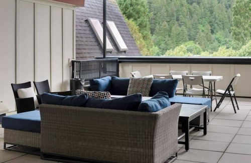 Hope Apartamento | 3BR Lakeside Dream Penthouse