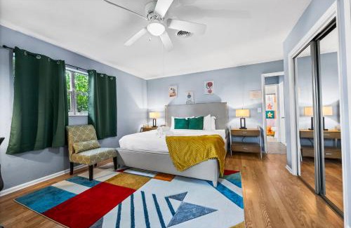 North Andrews Gardens Casa | 3BR Mini Oasis - Pool, Game Lounge and Near Beaches
