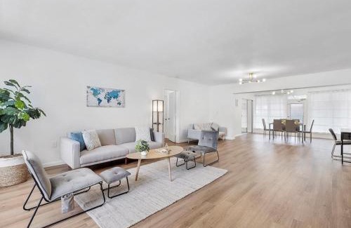 Ojus Casa | 3BR Newly Renovated In Miami 15 Min To Beach