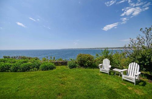 York Beach Casa | 3BR Oceanfront on Nubble Cliffs