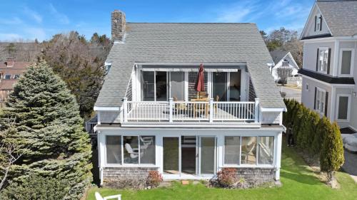 York Beach Casa | 3BR Oceanfront on Nubble Cliffs