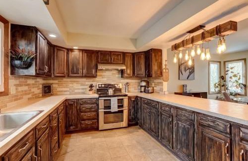 Loveland Casa | 3br Paws & Relax By Sweetheart Stays