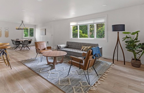Bothell Casa | 3BR Pet-Friendly Home in Bothell