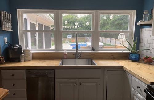 Lower Township Casa | 3BR private oasis with in-ground heated pool - close to winery, beaches & bay!