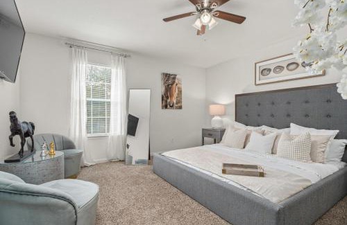 San Antonio Casa | 3BR Retreat Near Lackland AFB and SeaWorld