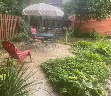 Cleveland Casa | 3BR Retreat Pets Welcome Wi-Fi